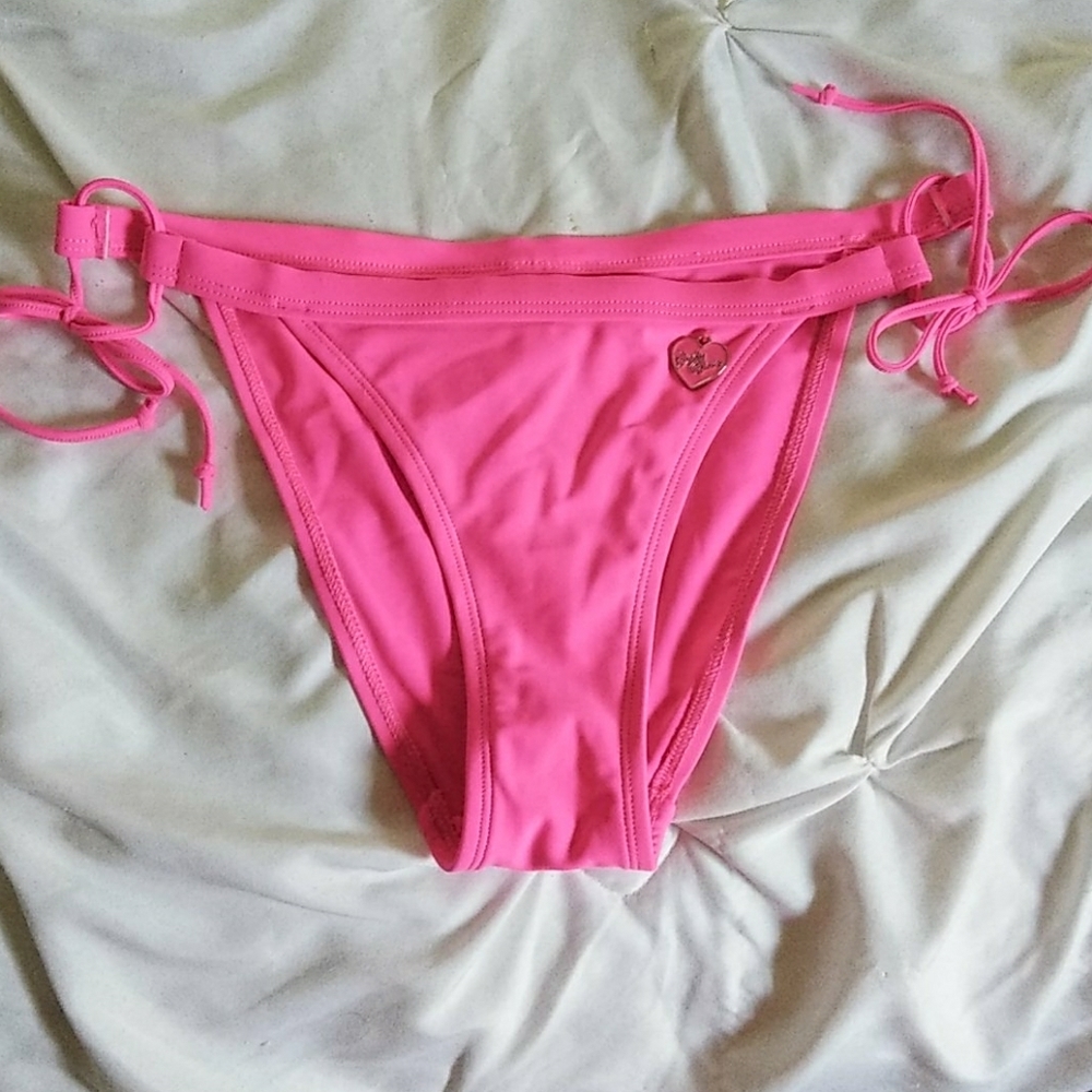 Swimsuit bottoms